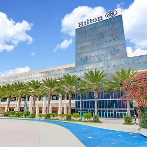 Otel Hilton ***